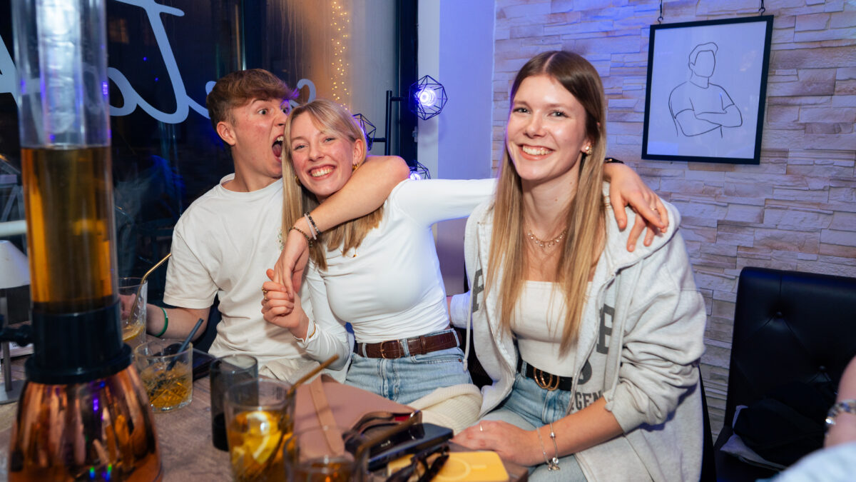 Lange Partynacht in der Weidener Santorinobar