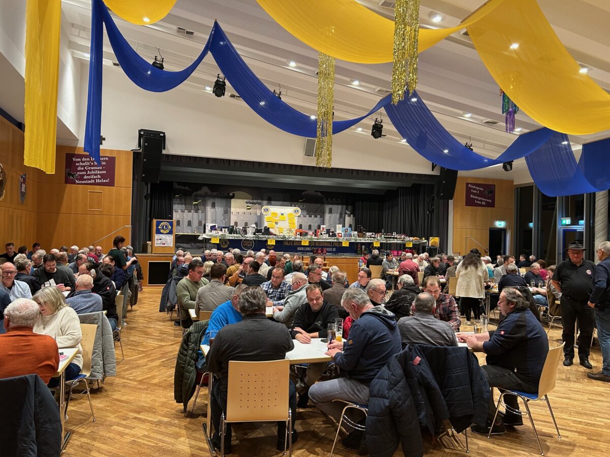 Erstes Lions-Schafkopfturnier begeistert Neustadt mit 184 Teilnehmenden