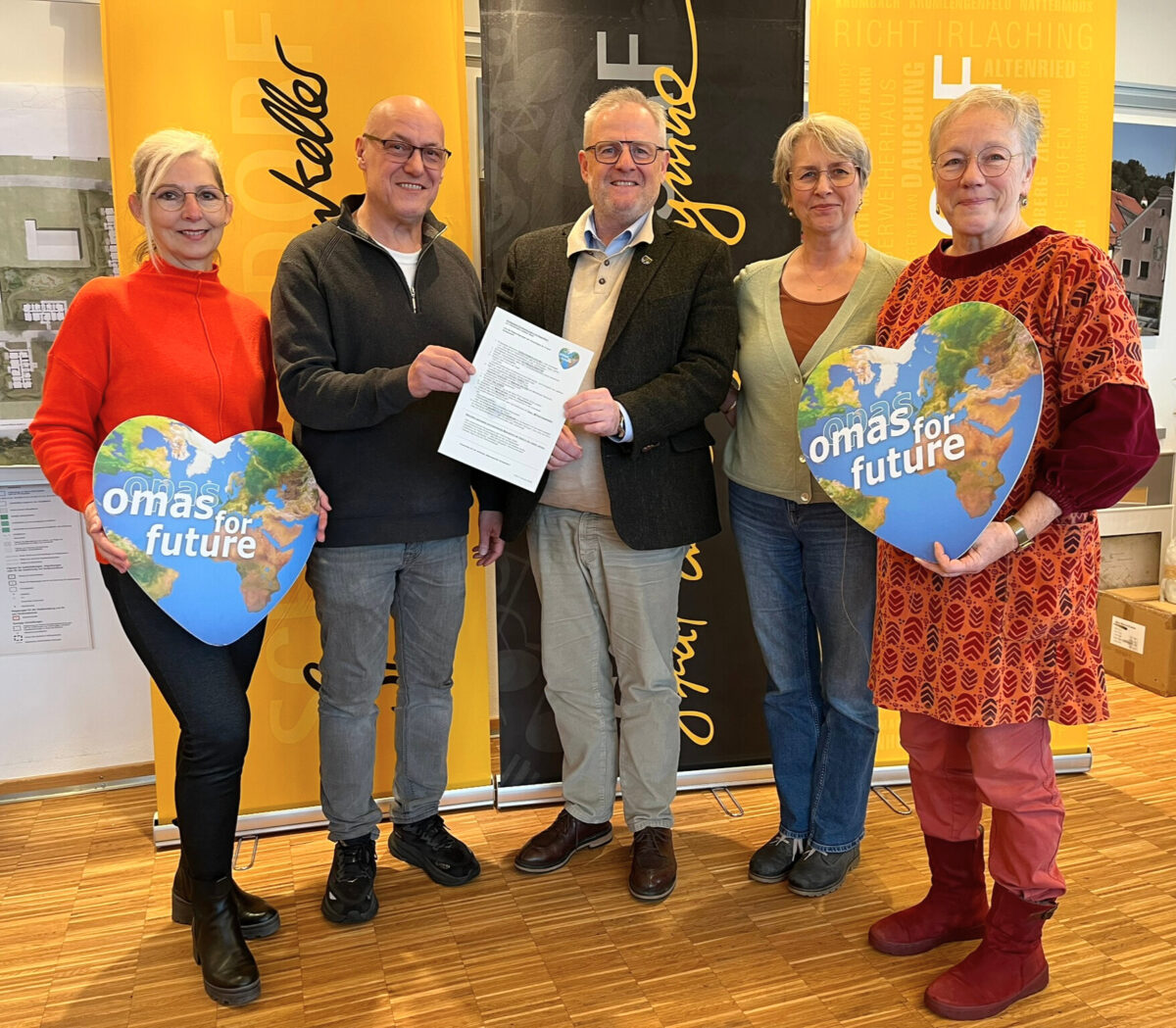 Omas und Opas for Future treffen Oberbürgermeister in Schwandorf